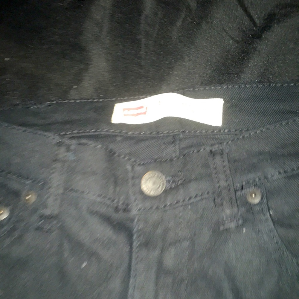 Black Levi’s junior size